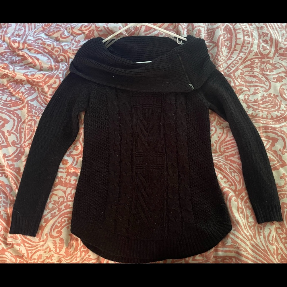 Black comfy Sweater